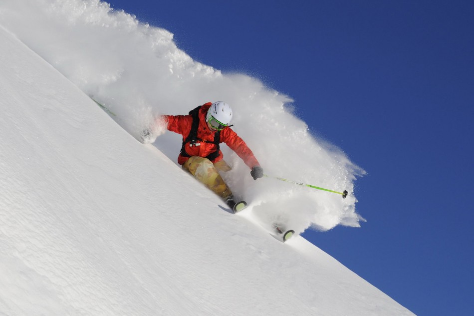 Powder turn Arlberg by Sepp Mallaun
