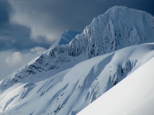 Skeena Heliskiing